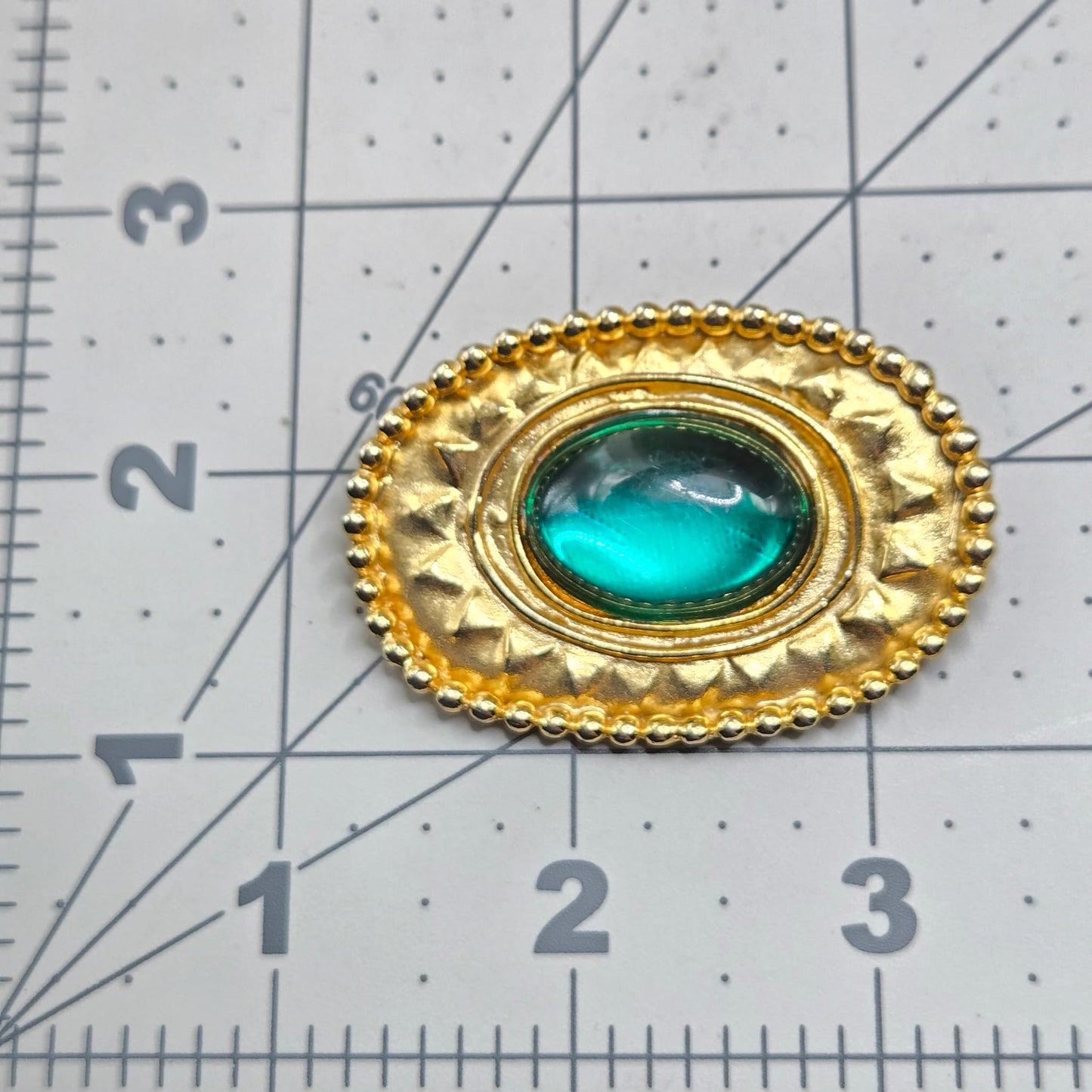 Vintage Etruscan designer runway large green Cabochon gold tone brooch pin