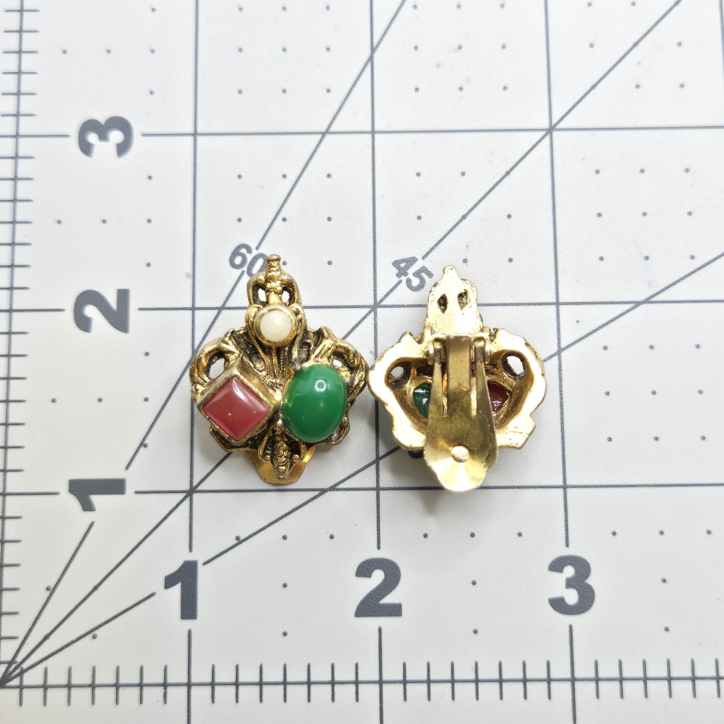 Vintage green red cabochon gold tone unique Designer Runway Clip on Earrings
