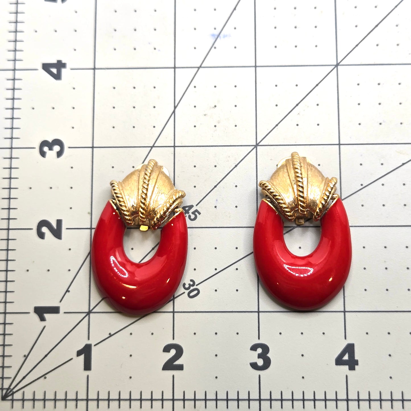Vintage DOOR KNOCKER Large Etruscan Red Enamel Gold tone Dangle Clip on Earrings