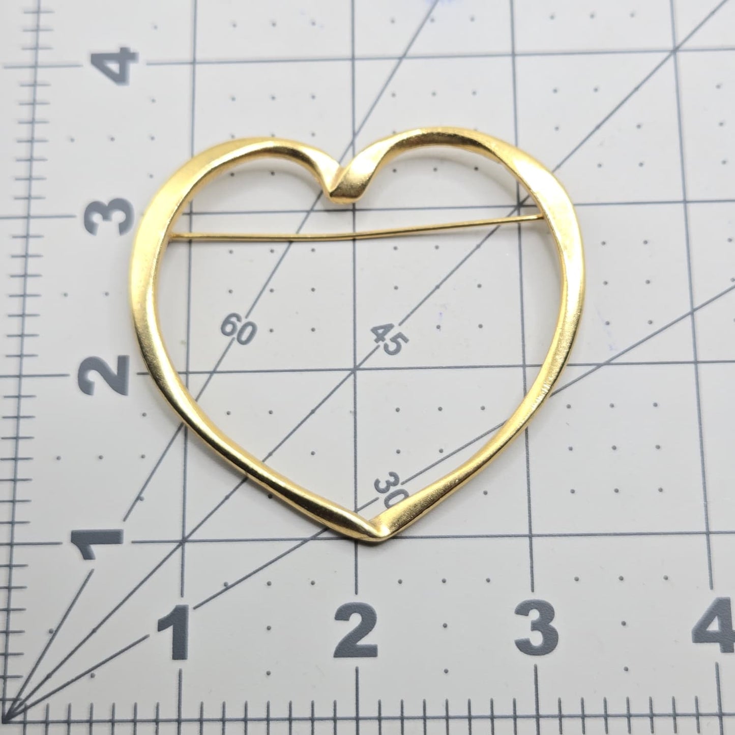 Vintage Huge Heart gold tone brooch pin