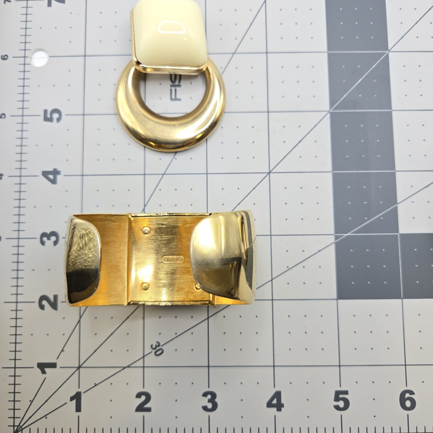 Vintage AVON Cream square lucite gold tone bracelet and clip on earrings set designer runway
