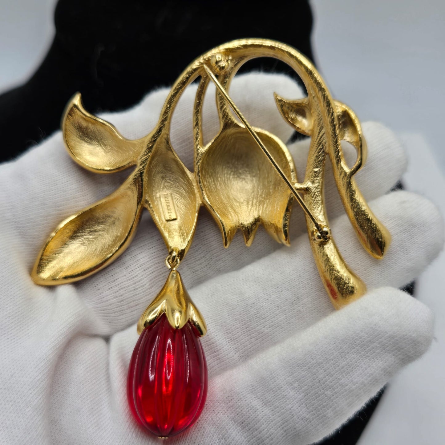Vintage TRIFARI TM huge flower gold tone red enamel red lucite Dangle Brooch pin