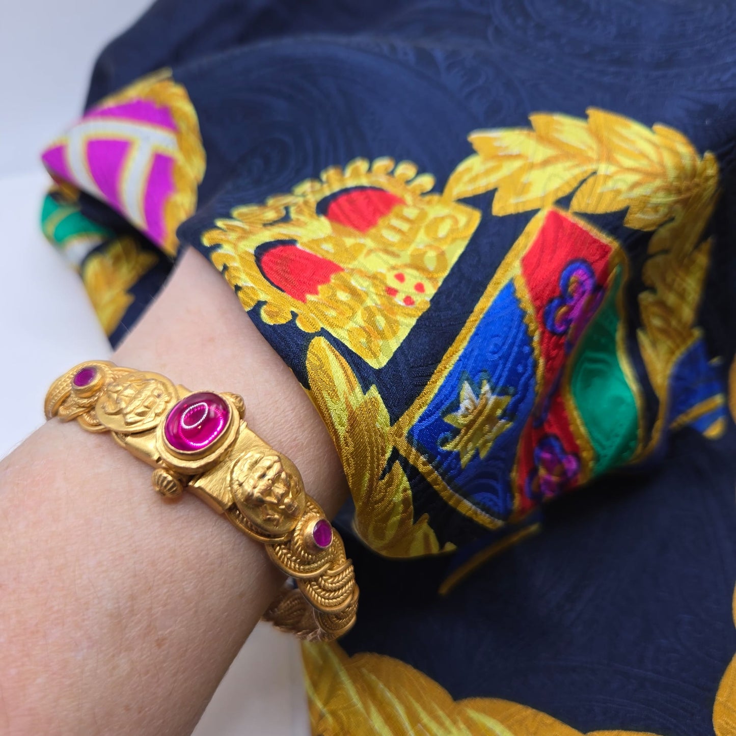 Vintage 925 Silver Temple Kada braided screw pink Cabochon gold tone bracelet