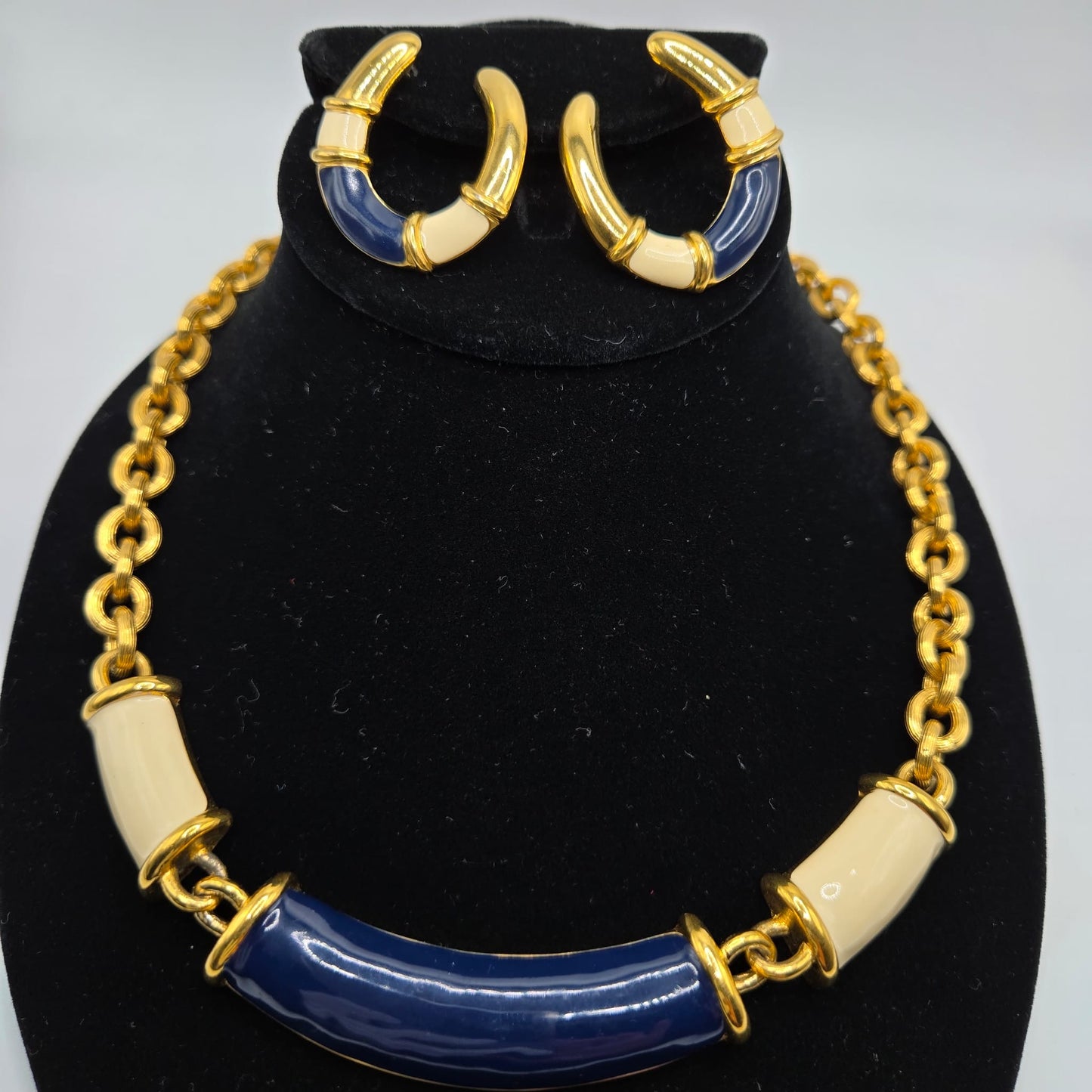Vintage MONET navy blue and cream enamel gold tone chain necklace and earrings set designer runway