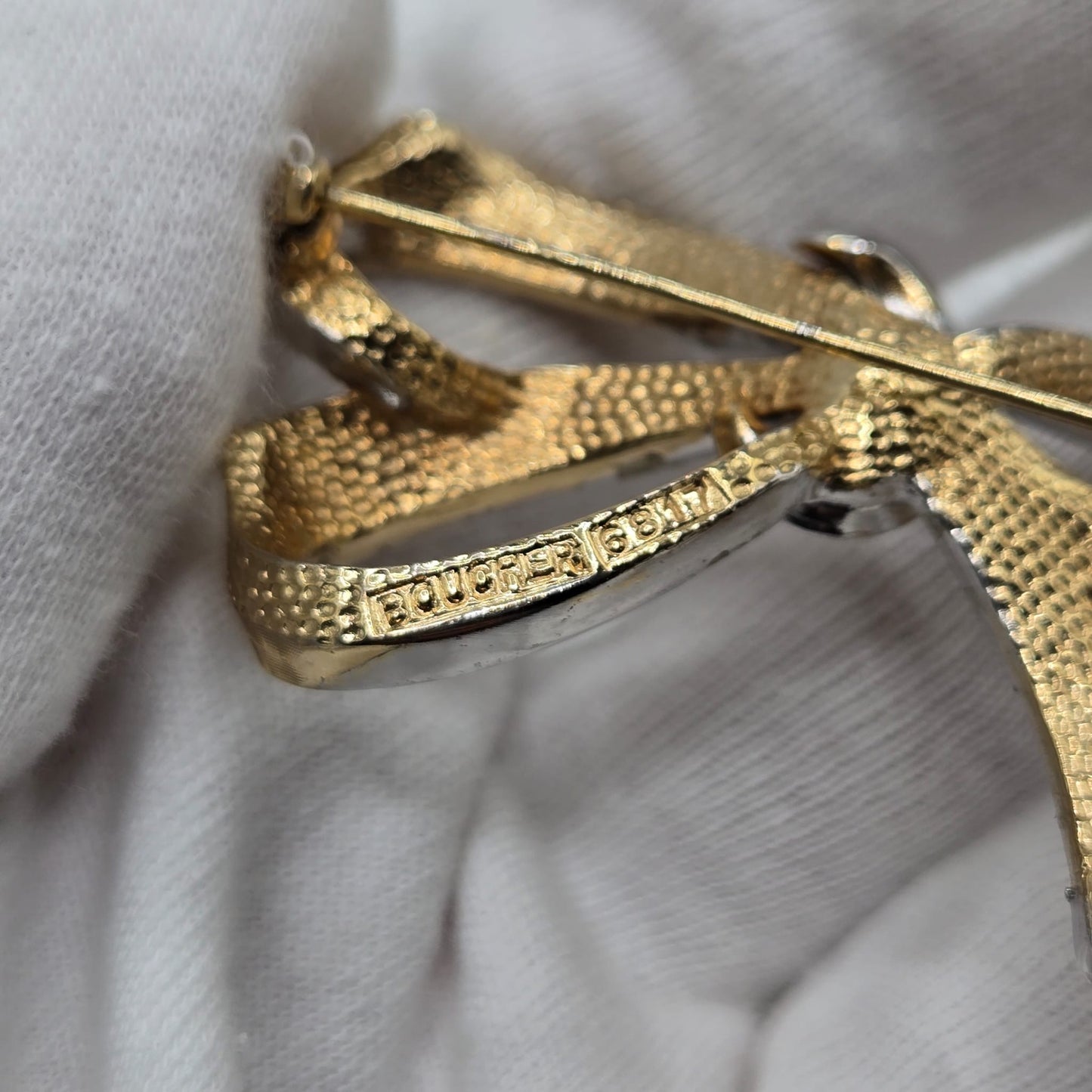 Vintage MARCEL BOUCHER Pave Rhinestones Bow gold tone brooch pin