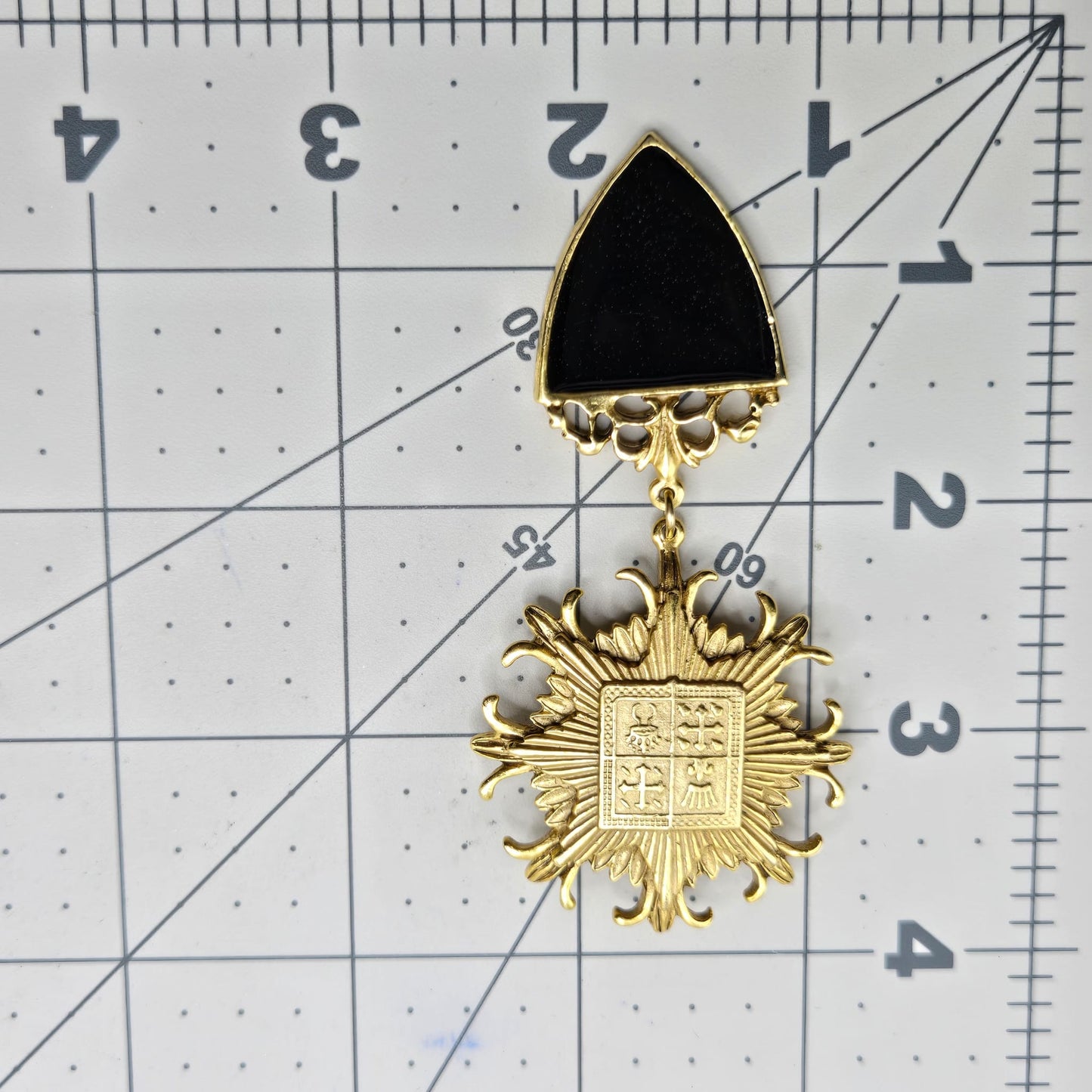 Vintage Symbol Crest Dangle Shield black Enamel gold tone Brooch