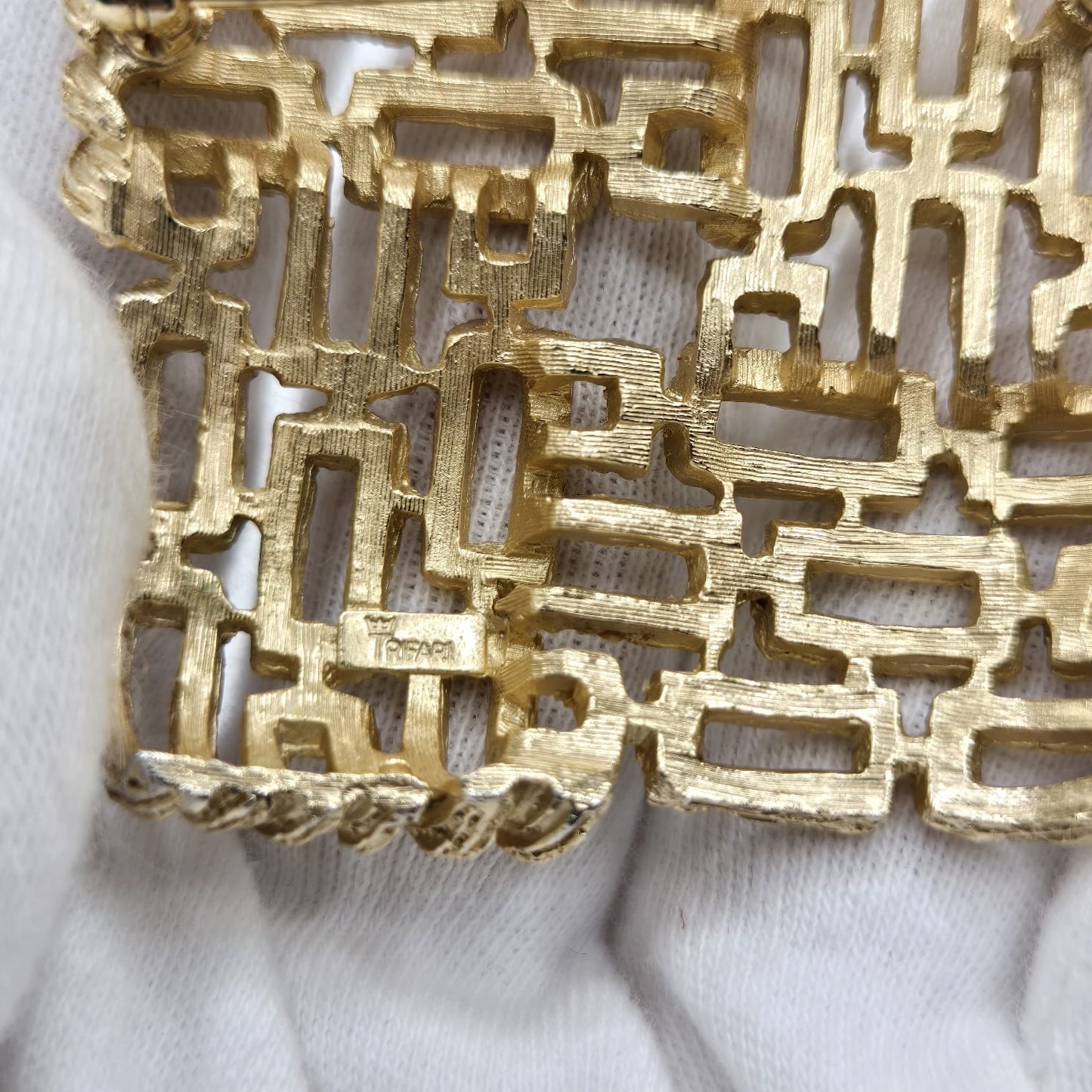 Vintage TRIFARI crown signed woven, open work  gold tone brooch pin and dangle clip on earrings set