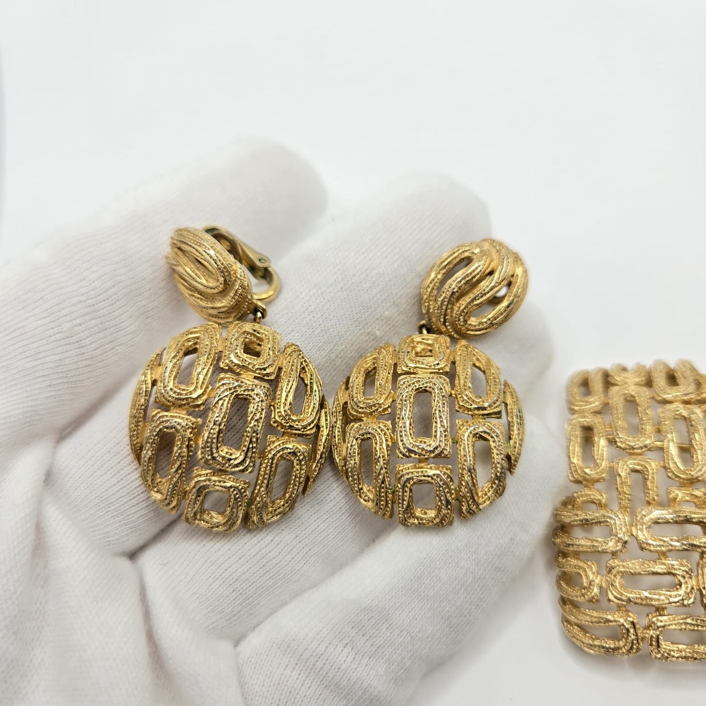 Vintage TRIFARI crown signed woven, open work  gold tone brooch pin and dangle clip on earrings set