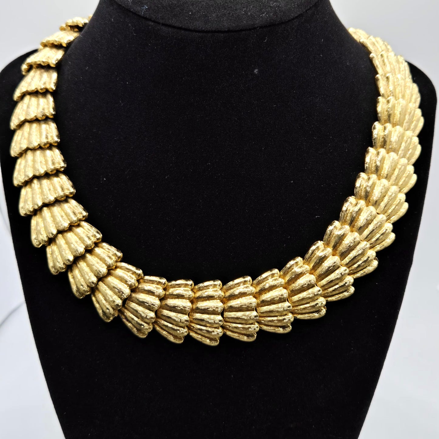 Vintage Massive Cleopatra Style Brushed Gold Tone Statement Necklace