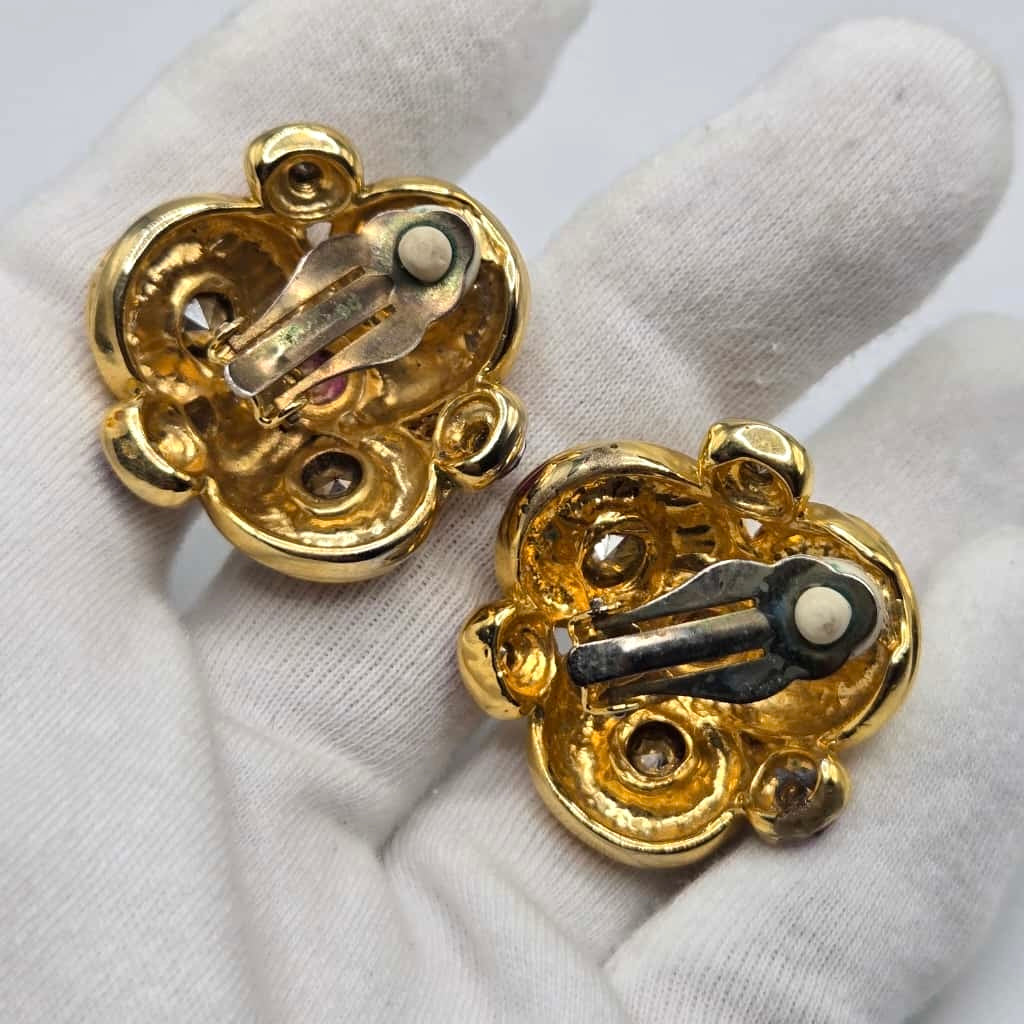 Vintage multicolor rhinestones gold tone designer runway clip on earrings