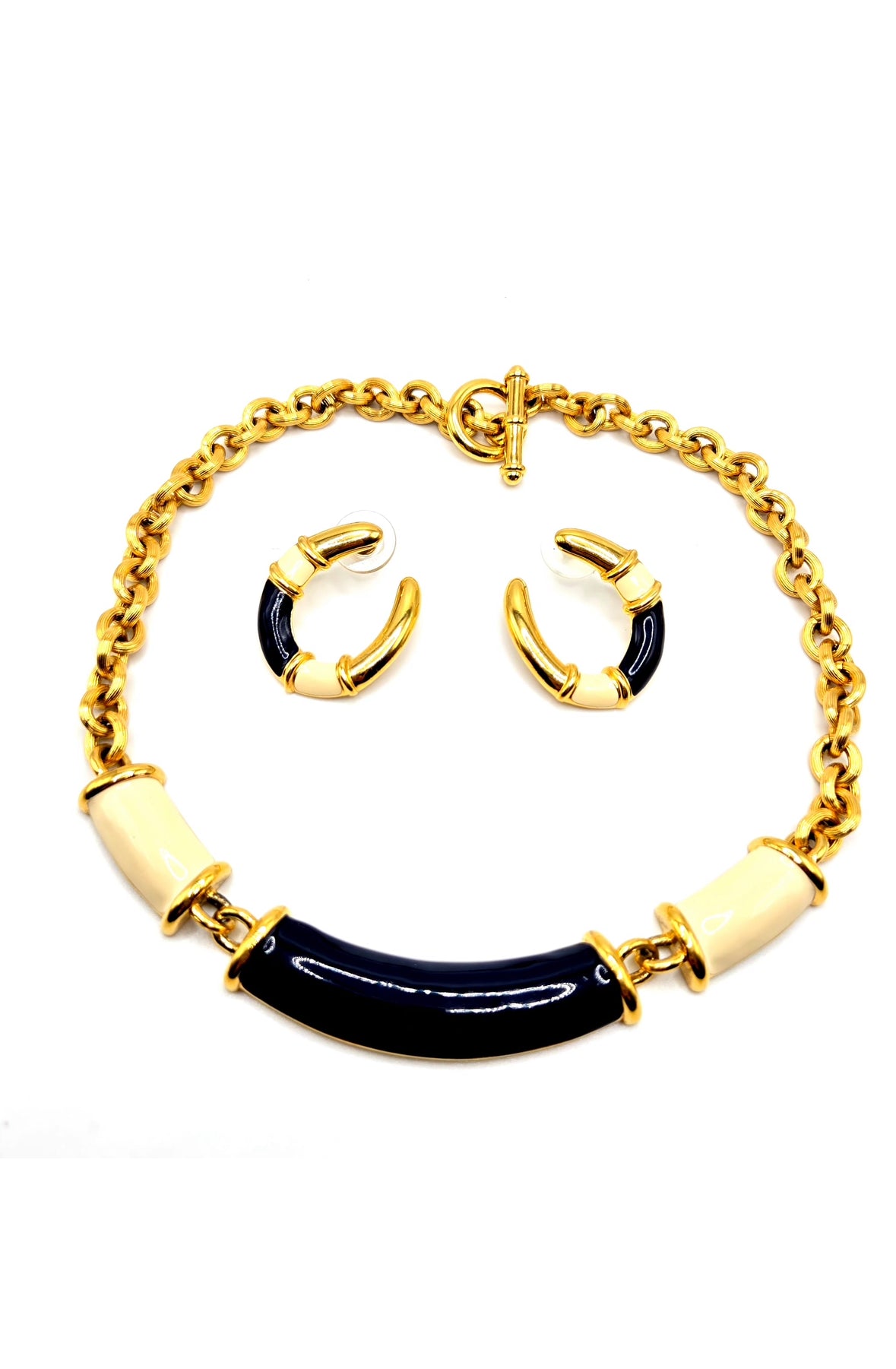 Vintage MONET navy blue and cream enamel gold tone chain necklace and earrings set designer runway