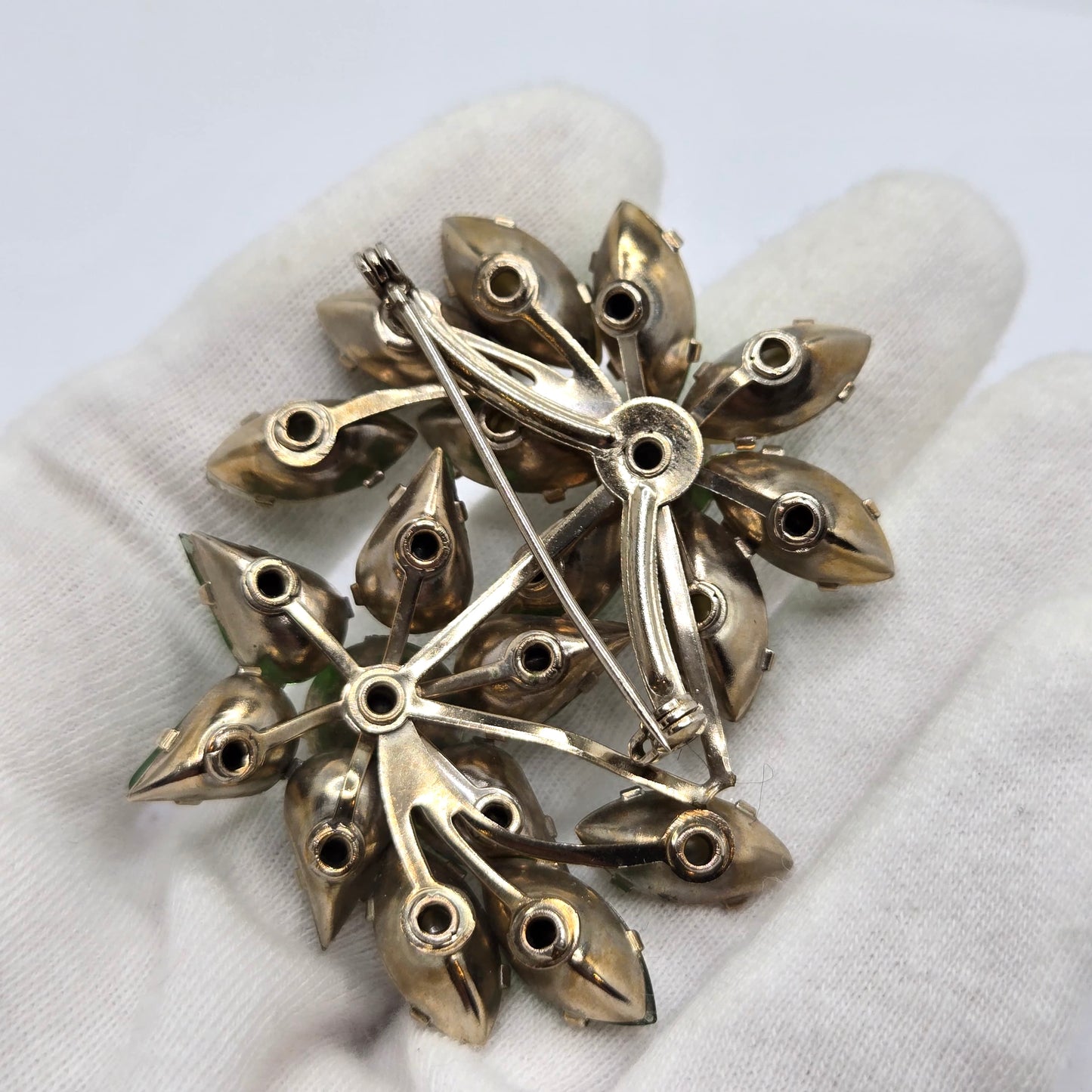 Vintage Designer Green Rhinestones Faux Pearls Light Gold tone Brooch Pin