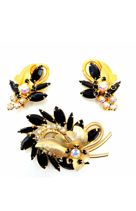 Vintage Juliana D & E Leaves Black Navettes and AB Rhinestones gold tone Brooch pin
and clip on earrings set