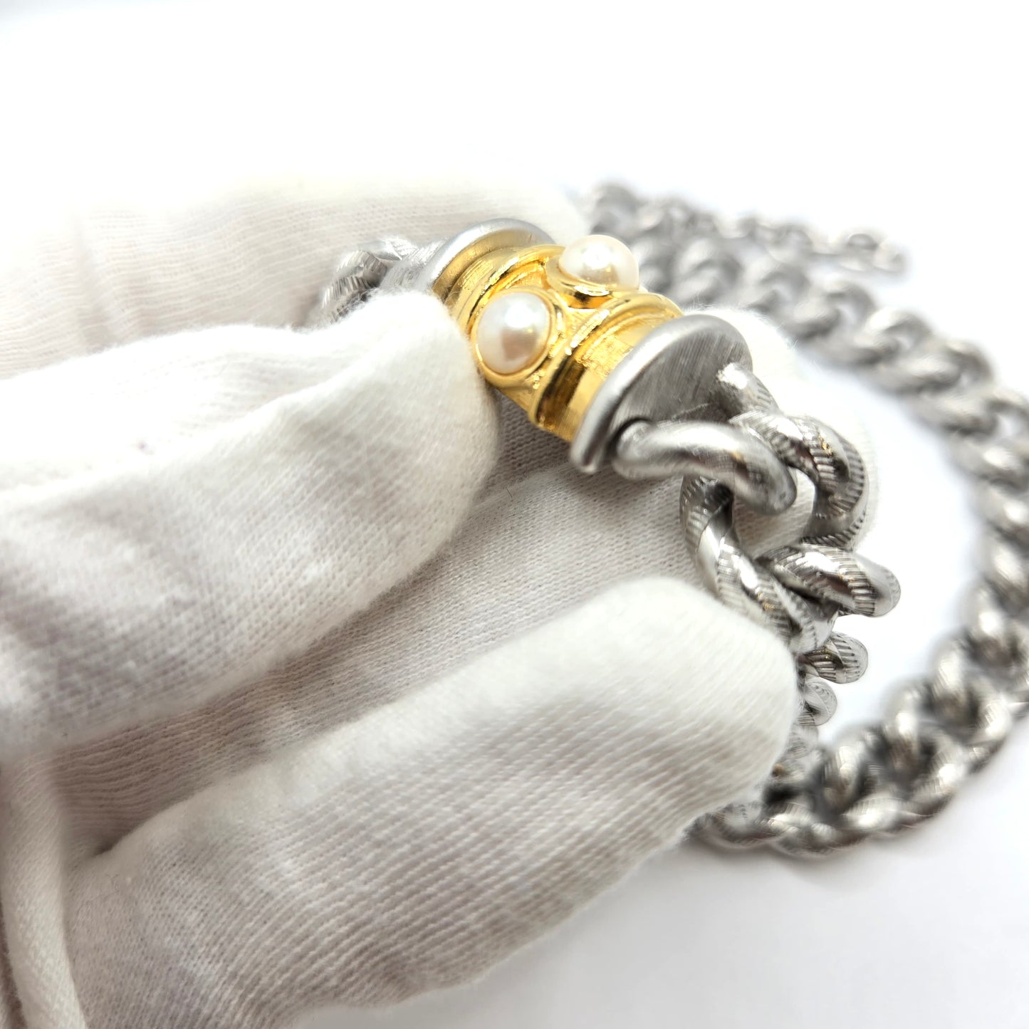 Vintage MONET Brushed Silver tone Faux Pearls Chain Necklace Designer Runway