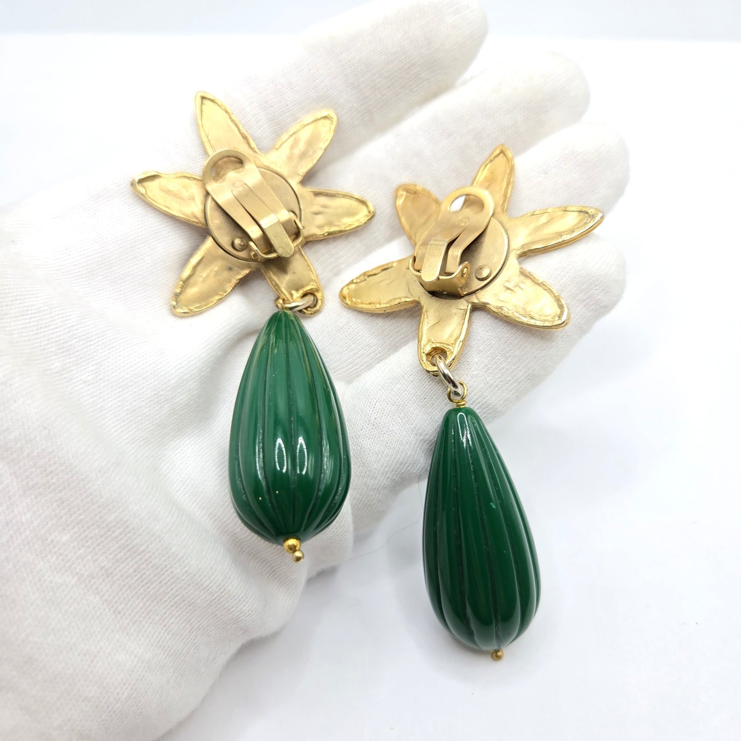 Vintage Huge Designer Runway Gold tone Flower Green Lucite Dangle Clip on Earrings