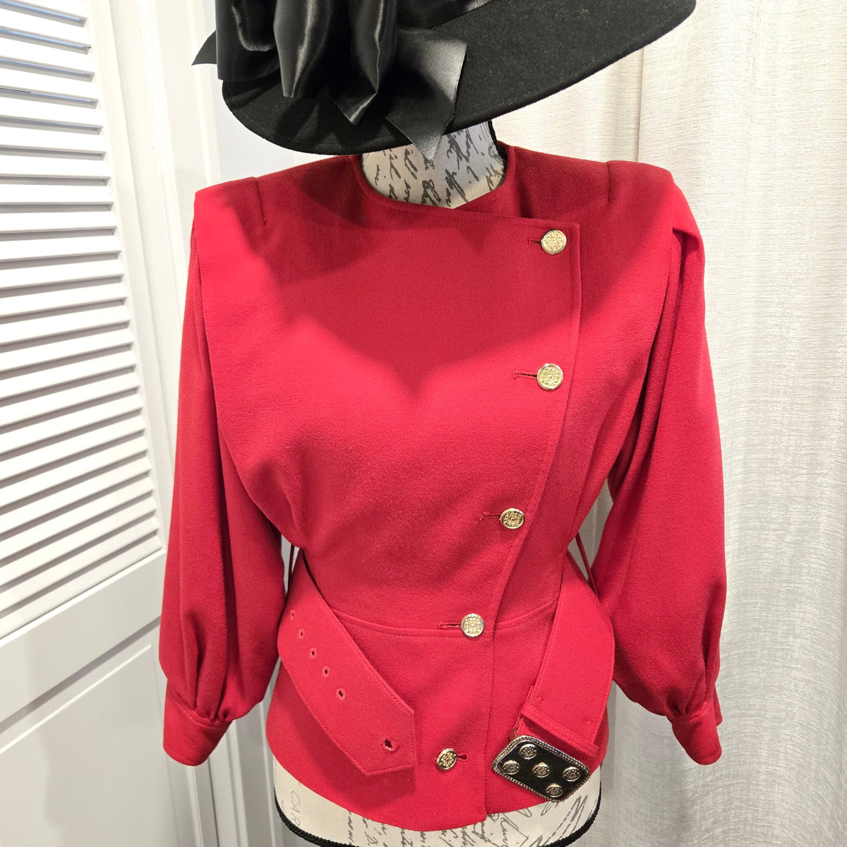 Vintage Neiman Marcus Harvé Benard Red Wool Blazer Gold Buttons Belted Runway Jacket XS