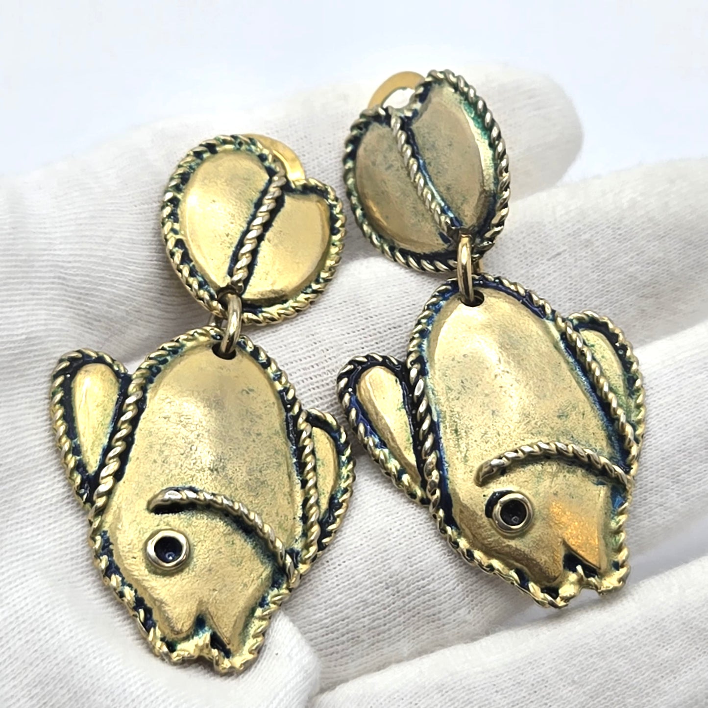 Vintage Large Designer Runway ITALY Signed Fish Dangle Gold Tone Clip on Earrings
