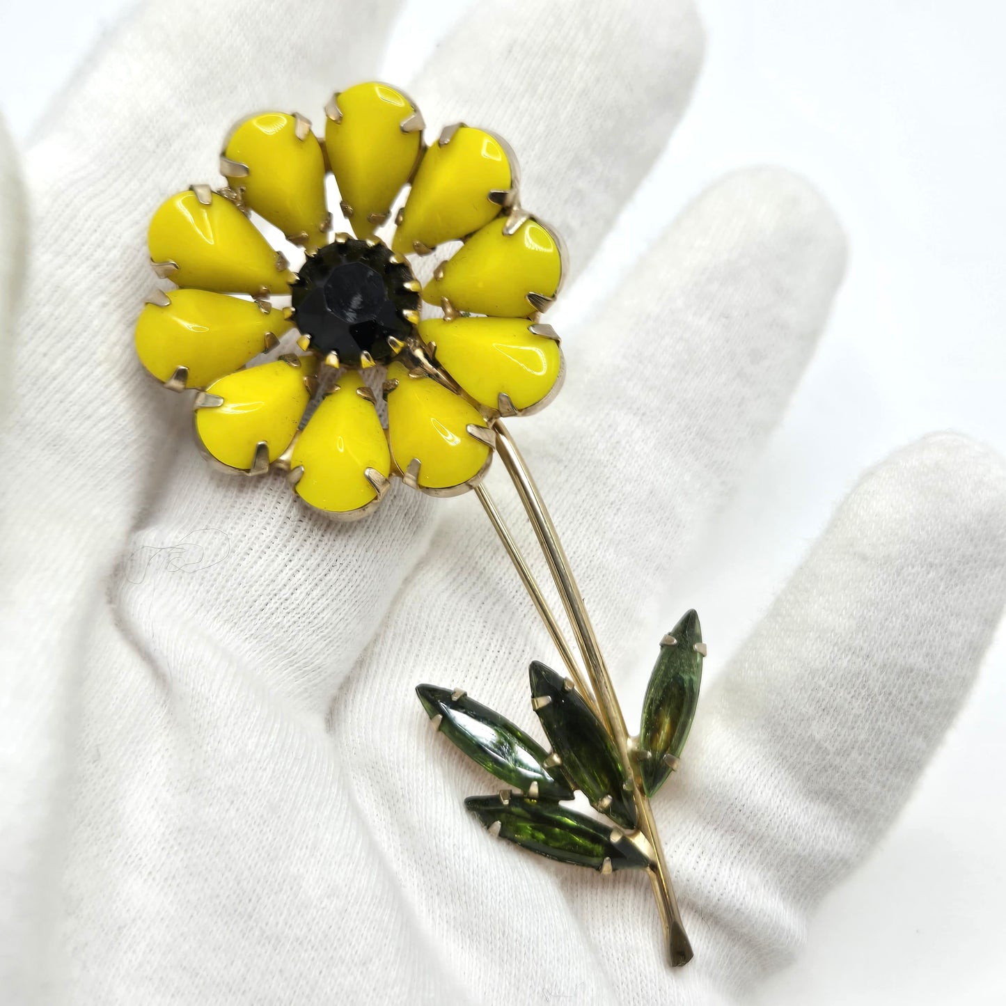 Vintage WEISS unsigned Yellow Flower Green Black Rhinestones Gold tone Brooch Pin