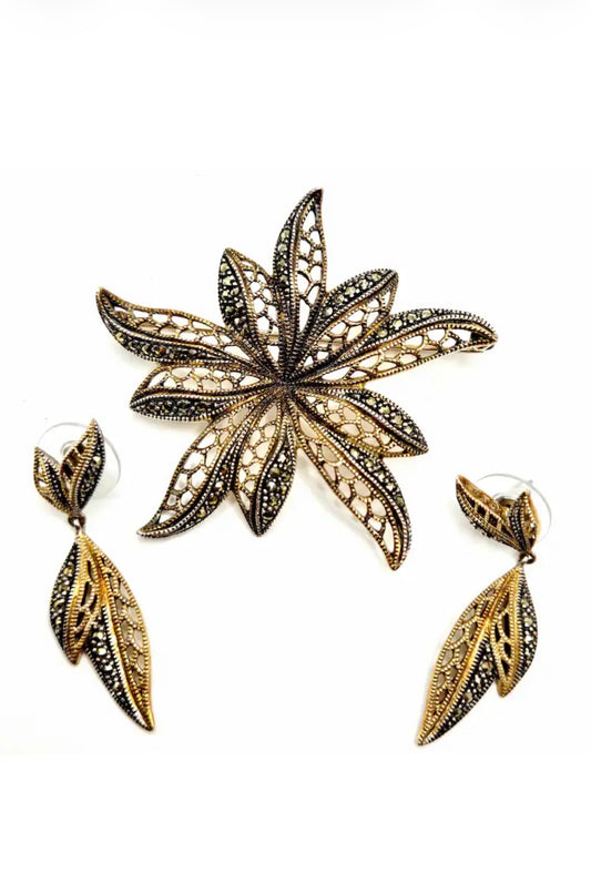 Vintage JUDITH JACK Beautiful 925 Silver Marcasite Gold tone flower Brooch pin and earrings set