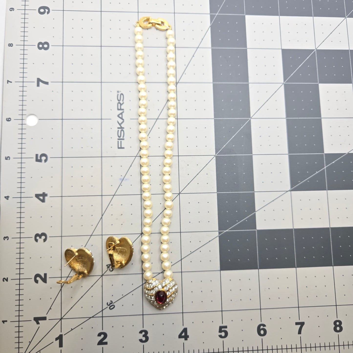 Vintage RICHELIEU Heart Gold Tone Rhinestones Red Jelly Belly Cabochon Faux Pearls Necklace and Earrings Set