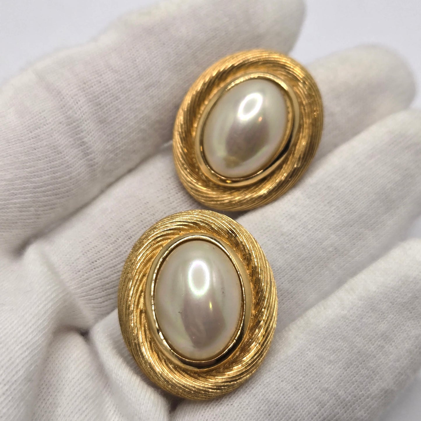 Vintage CHRISTIAN DIOR Oval Gold tone Faux pearl Clip on Earrings