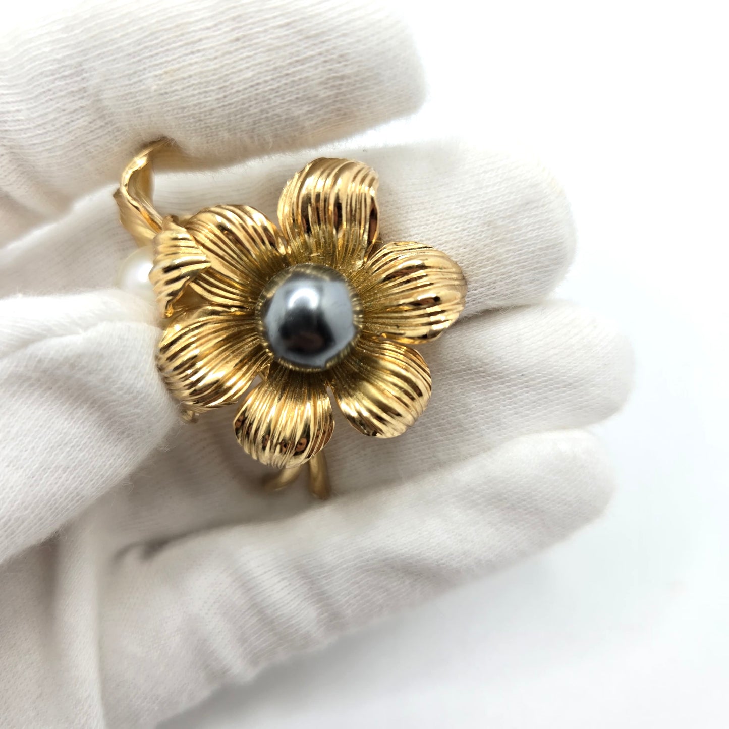 Vintage GROSSE 1964 for Christian Dior Gold Tone Double Flower Faux White & Black Pearl Brooch Pin