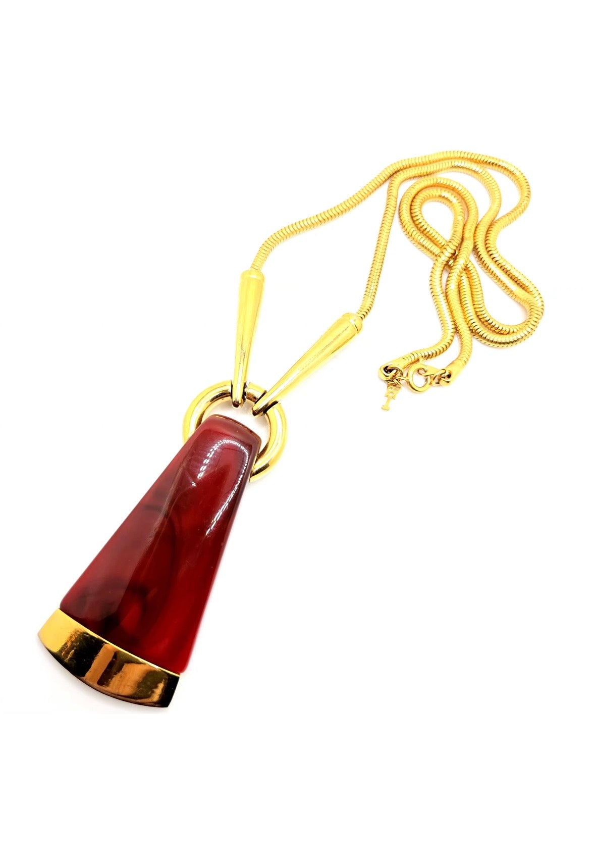 Vintage Crown Trifari Modernist Red Lucite Gold Tone Snake Chain Pendant Necklace