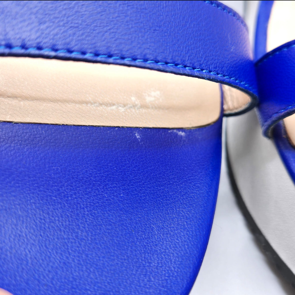 EMPORIO ARMANI Royal Blue leather sandals size 39