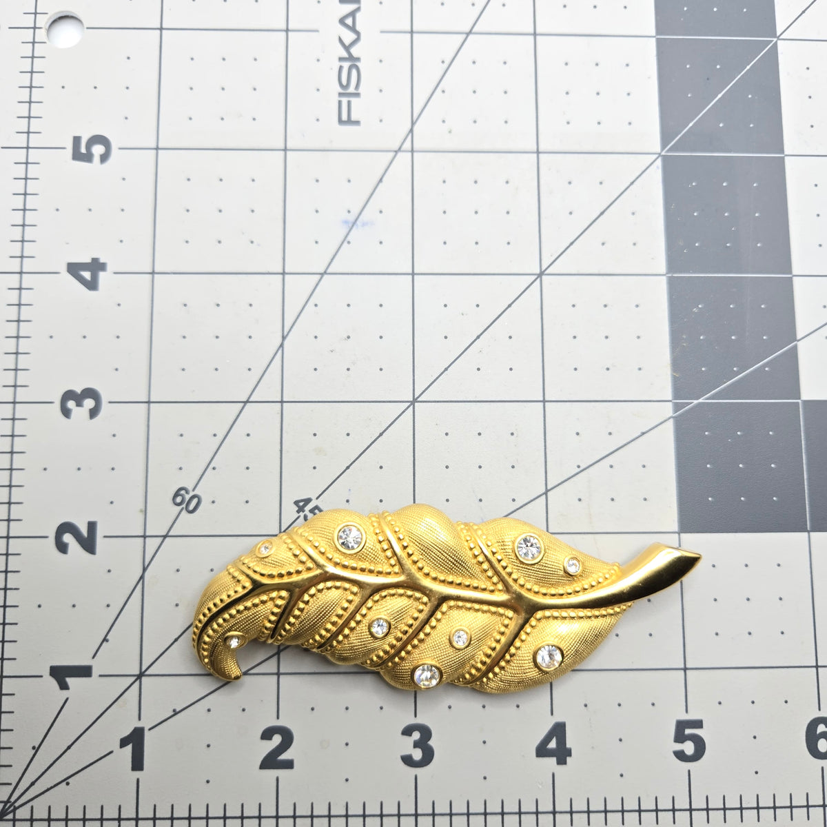 Vintage SWAROVSKI SWAN Large Leaf Brushed Gold Tone Brooch Pin Swarovski Crystals