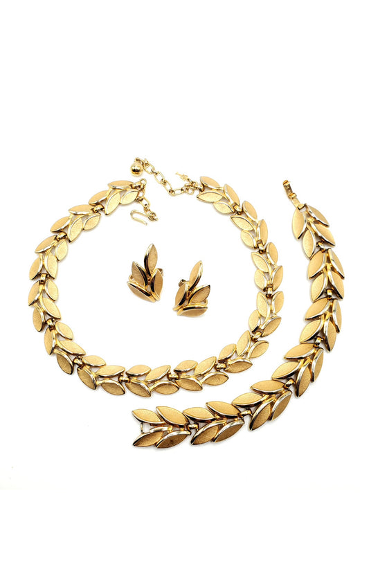 Vintage TRIFARI Leaves Link Necklace, Bracelet and Clip On Earrings Set