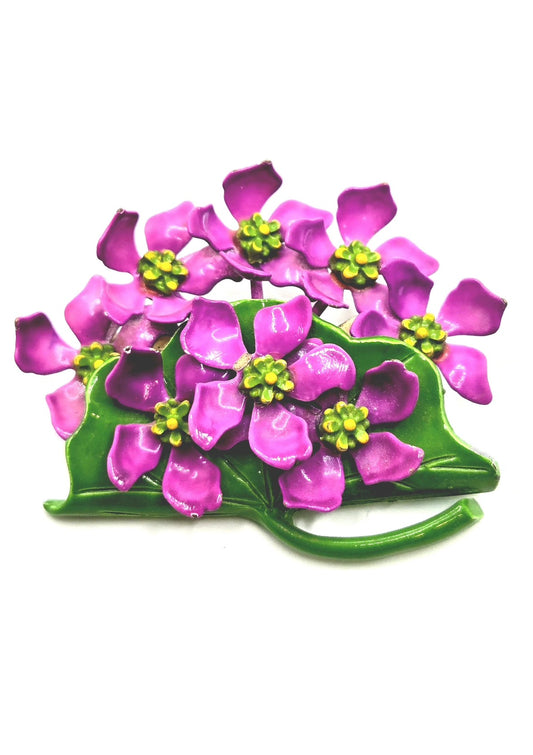 Vintage Beautiful PINK FLOWERS ON THE GREEN LEAF Enameled Brooch pin