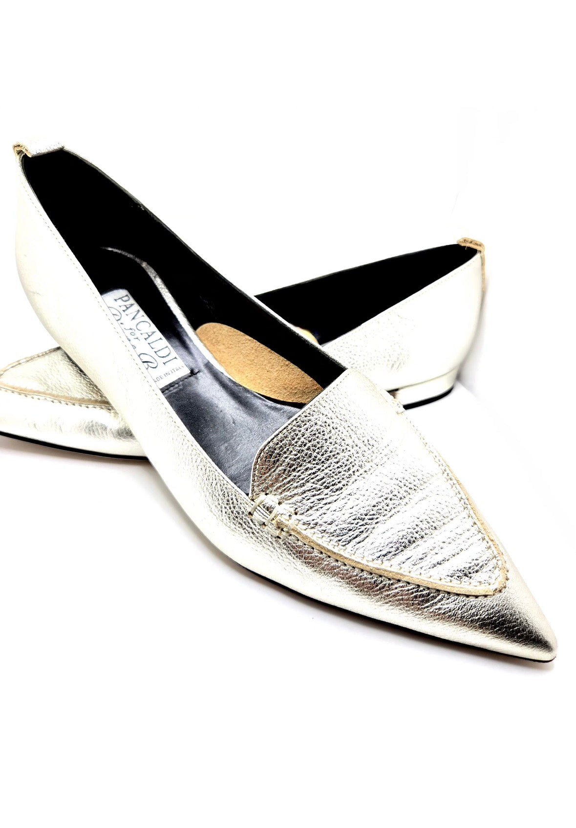 PANCALDI FOR DIANE B Silver Pebbled Pointed-Toe Leather Loafers Shoes Size 39.5