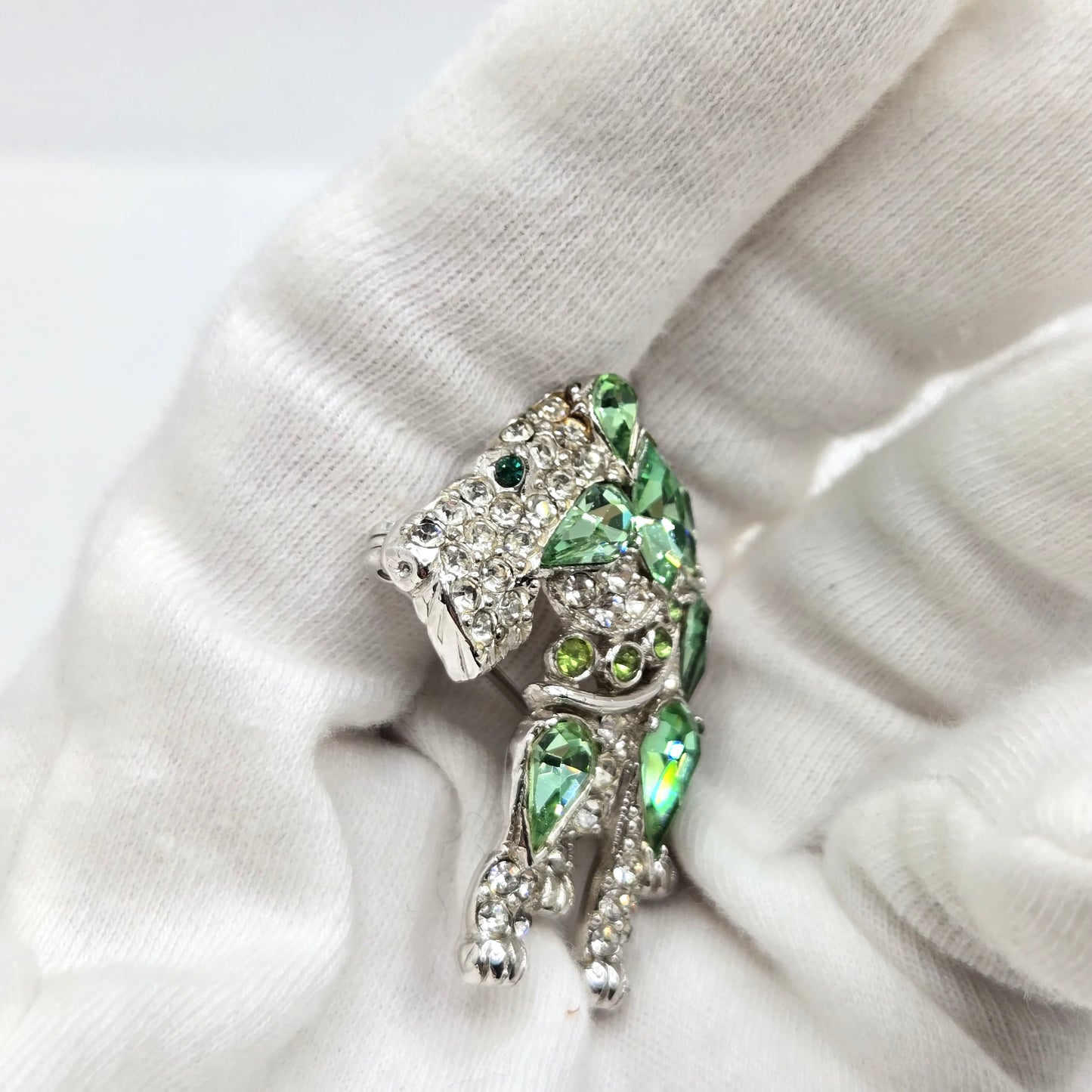 Vintage BOGOFF Scottish Terrier Dog green clear rhinestones silver tone Brooch Pin