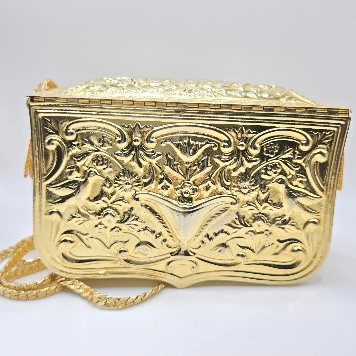 Vintage JUDITH LEIBER Hard Gold tone Metal Minaudière evening clutch bag