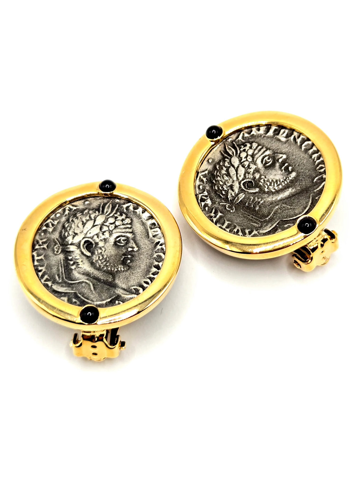 Vintage CAROLEE  Round Roman coin black Cabochon gold tone designer runway clip on earrings