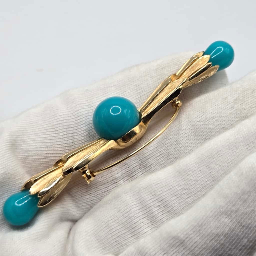 Vintage TRIFARI Faux turquoise gold tone brooch pin