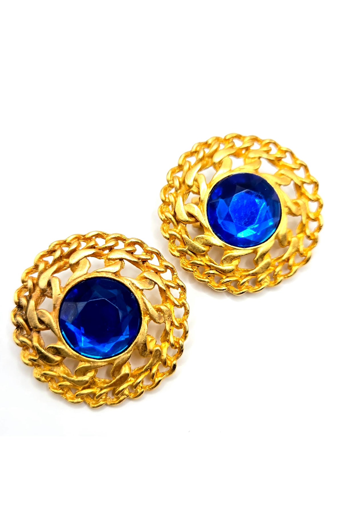 Vintage Huge Designer Runway Round Faux Blue sapphire Cabochon Chain Gold tone clip on earrings