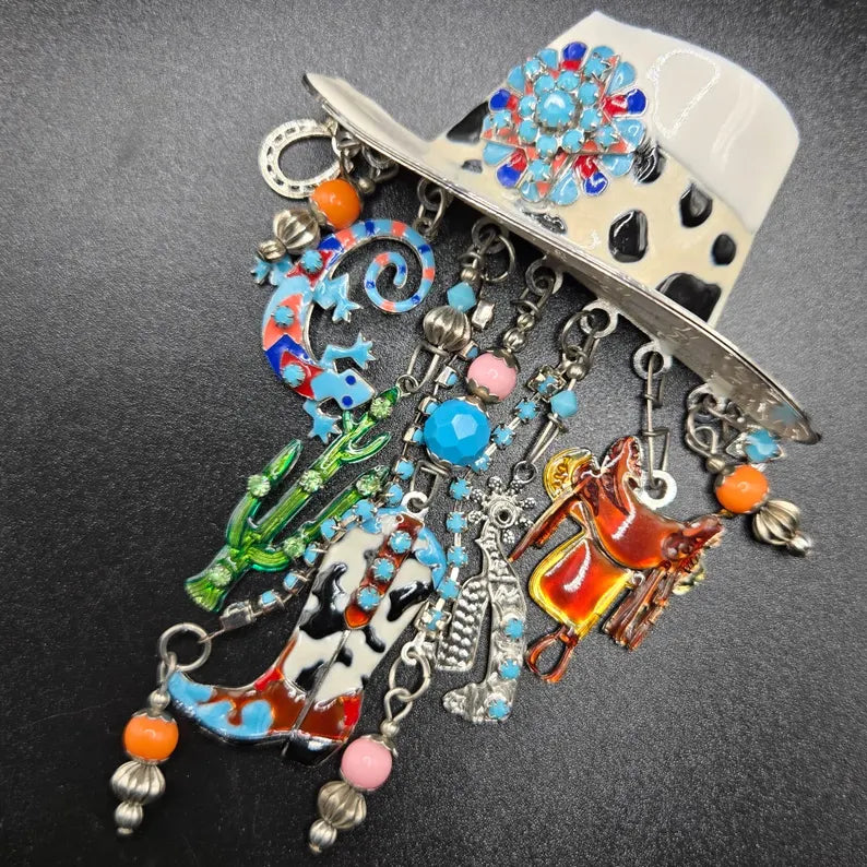 Vintage LUNCH at the RITZ LATR2GO Western Cowgirl hat dangle charms silver tone Brooch Pin/Pendant