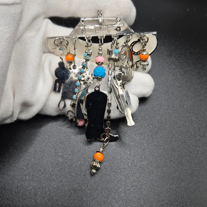 Vintage LUNCH at the RITZ LATR2GO Western Cowgirl hat dangle charms silver tone Brooch Pin/Pendant