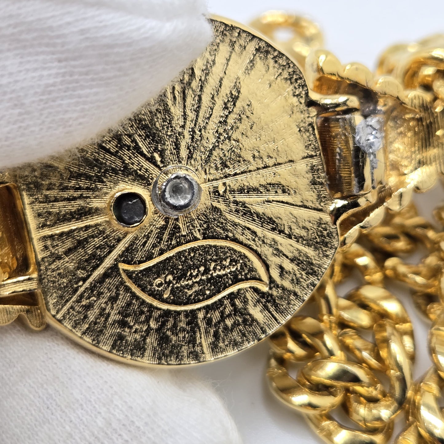 Vintage Judith Leiber Designer Runway Coin Embellished Stretch Belt gold tone. 25-28 inches