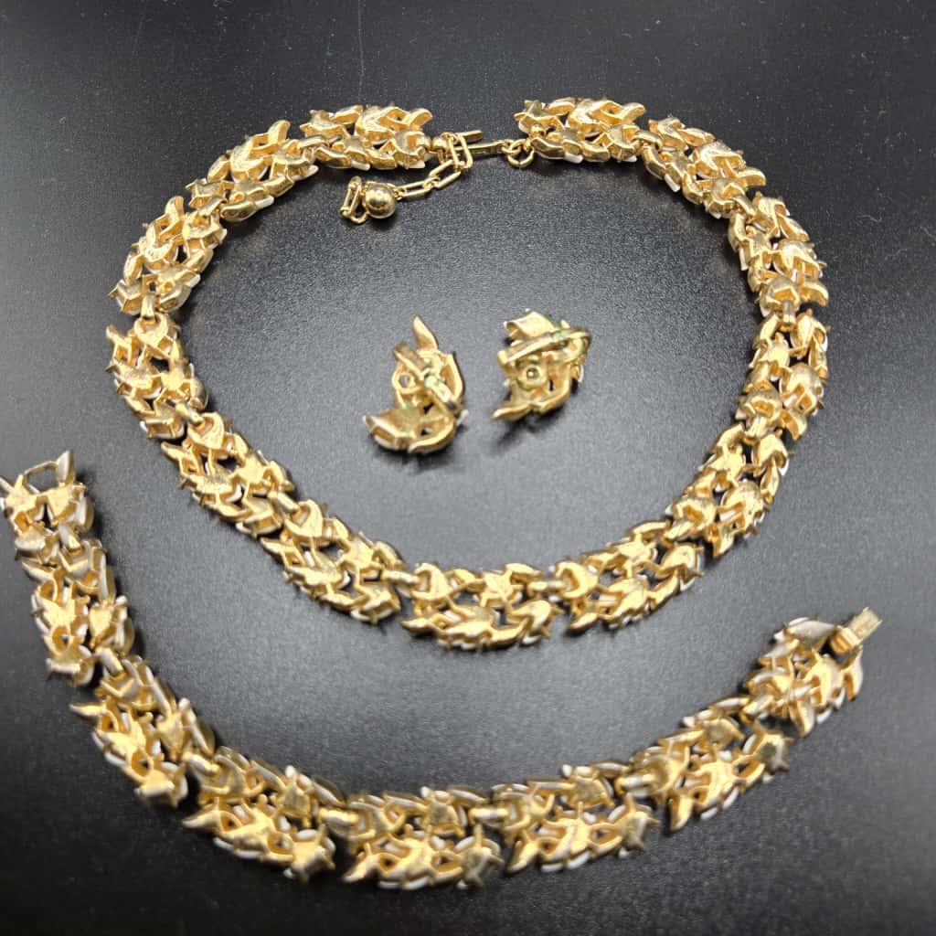 Vintage Trifari crown Alfred Philippe Parure White Lily Of Valley Necklace bracelet clip on Earrings set