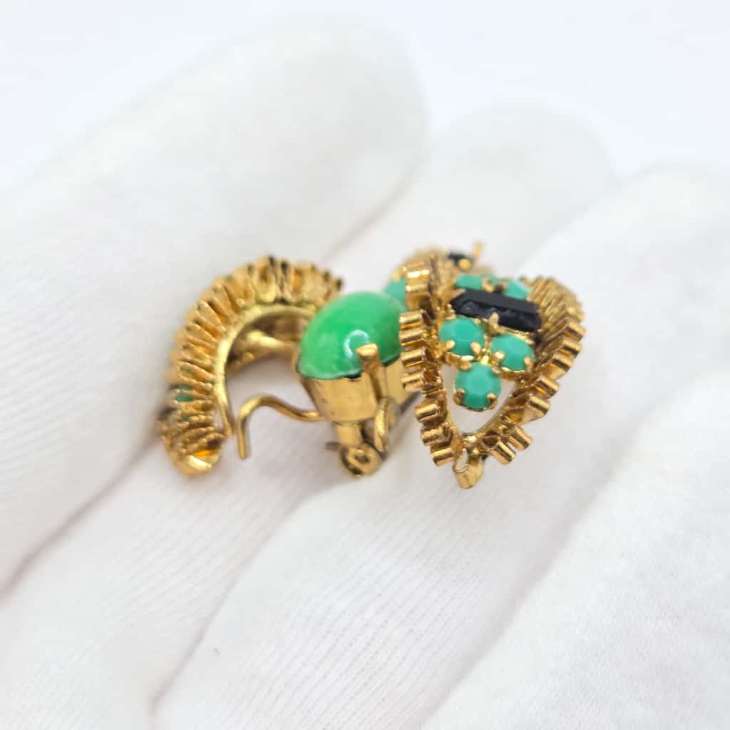 Vintage AUSTRIA Bug green black Cabochon gold tone brooch pin