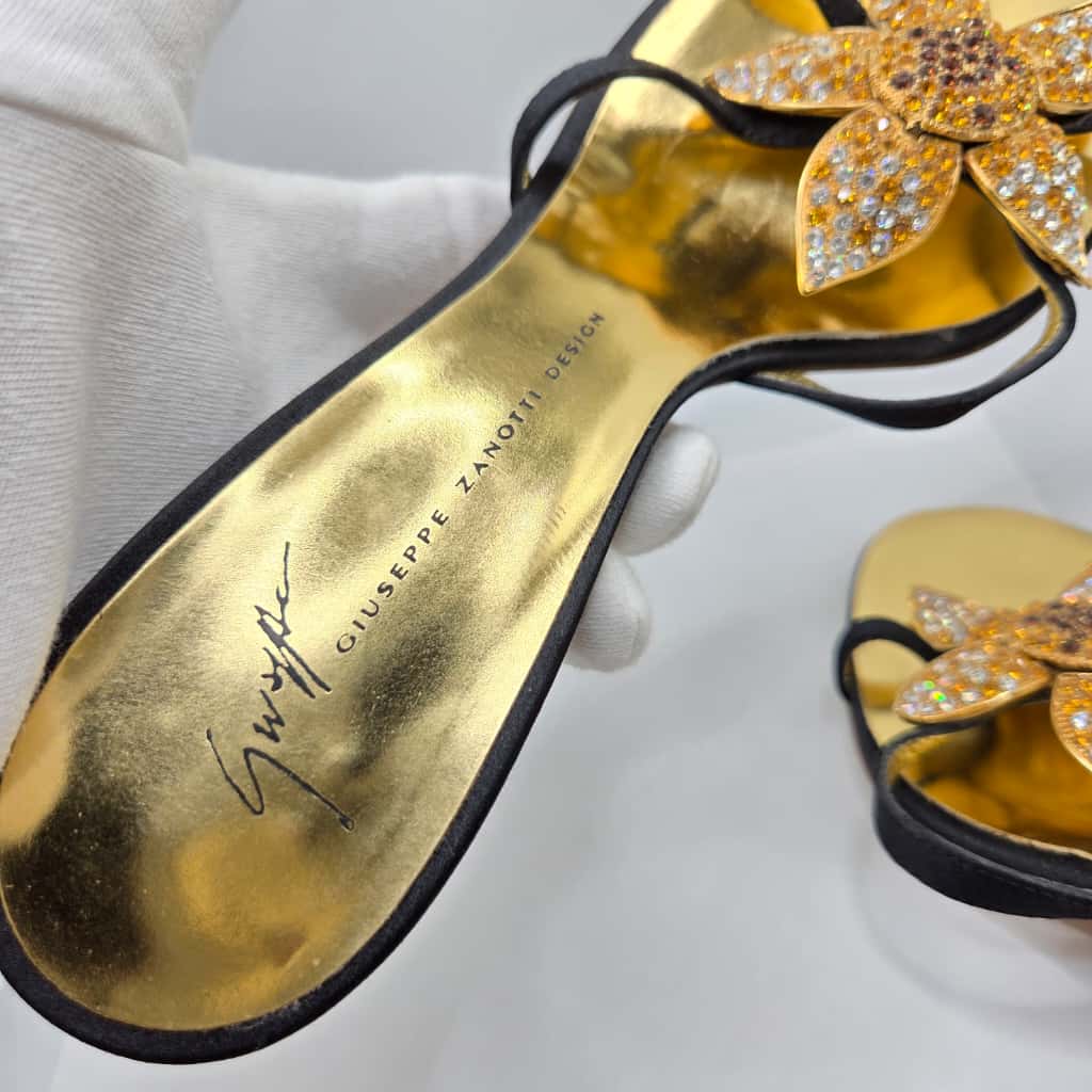 Vintage Giuseppe Zanotti Jeweled Flower black gold Sandals size 36
