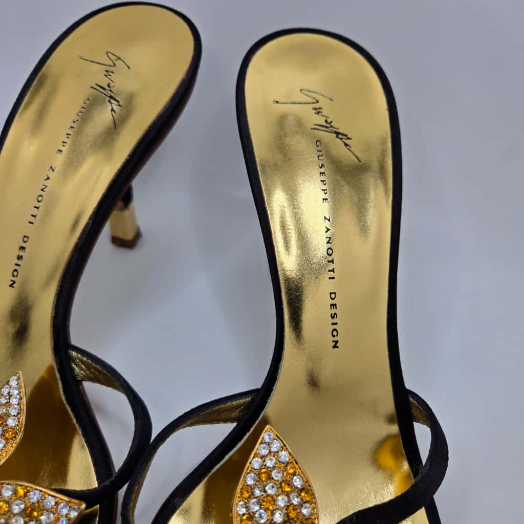 Vintage Giuseppe Zanotti Jeweled Flower black gold Sandals size 36