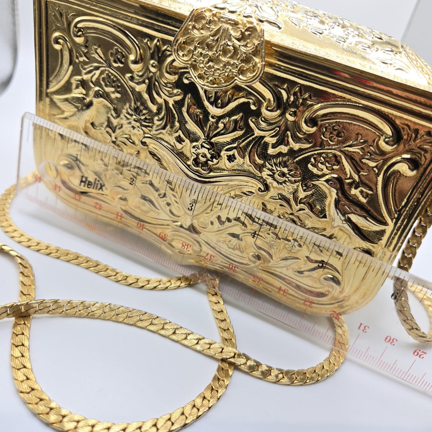 Vintage JUDITH LEIBER Hard Gold tone Metal Minaudière evening clutch bag
