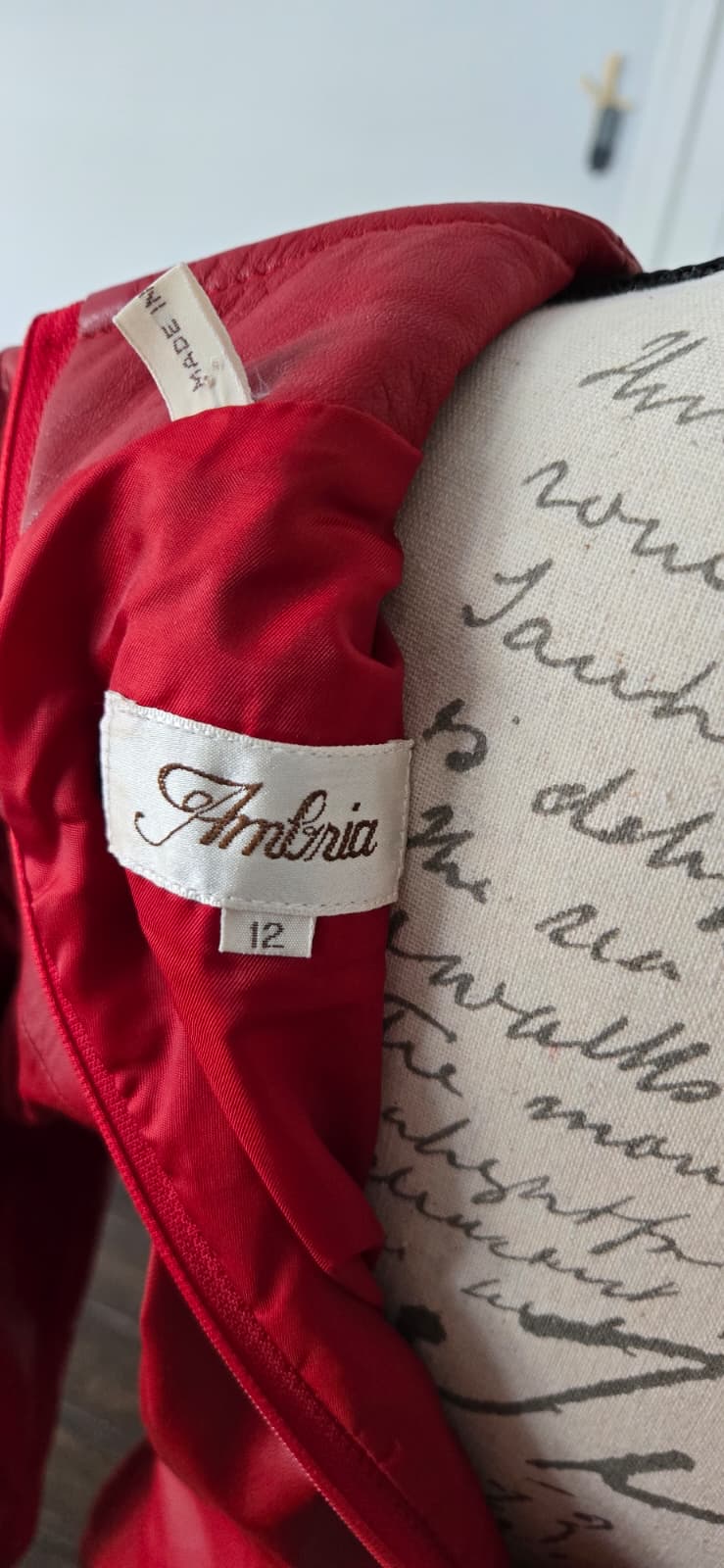 Vintage AMBRIA Red Genuine leather with sleeves shoulder pads size 12