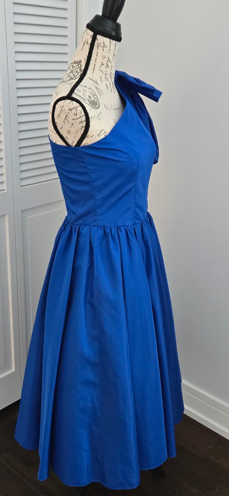 Vintage What's UP BY CAROL Royal blue, off one shoulder with a bow on one side dress