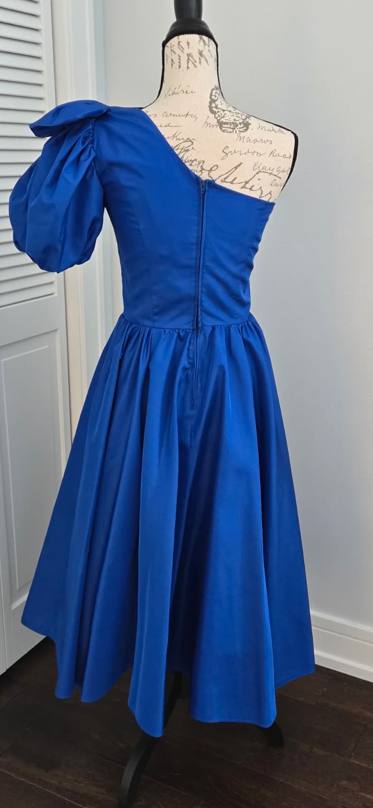Vintage What's UP BY CAROL Royal blue, off one shoulder with a bow on one side dress