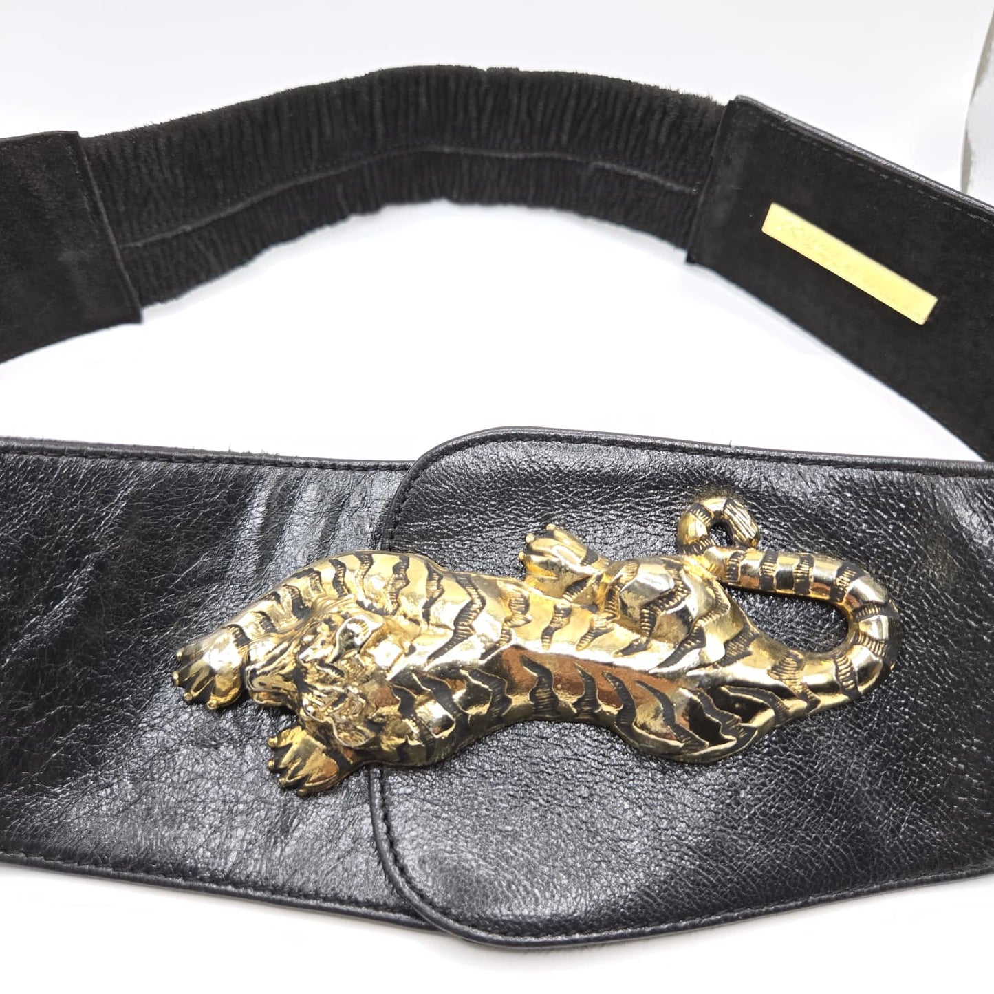 Vintage RAINA gold tone Tiger buckle black leather designer runway belt