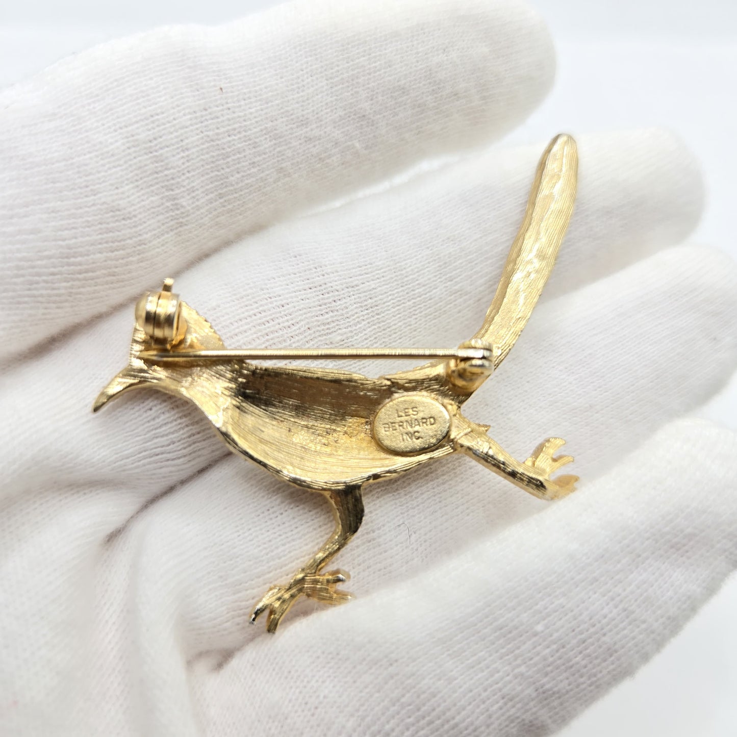 Vintage LES BERNARD Roadrunner gold tone rhinestones Brooch pin